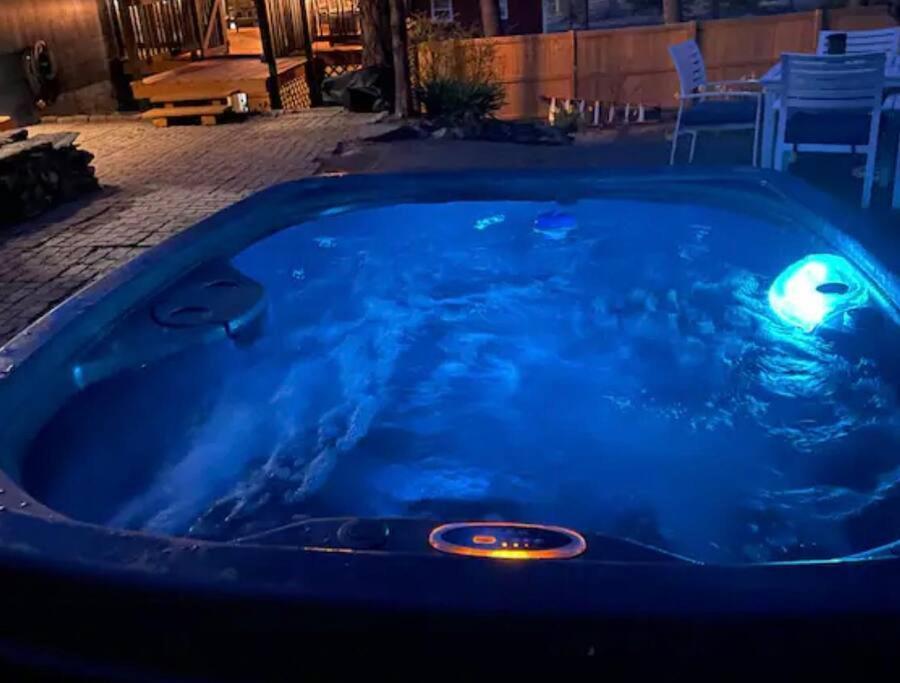 Mountain Lake Retreat - Hot Tub, Lake, Fire Pit, Wineries, Restaurant Harpers Ferry Luaran gambar