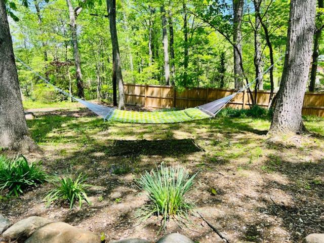 Mountain Lake Retreat - Hot Tub, Lake, Fire Pit, Wineries, Restaurant Harpers Ferry Luaran gambar