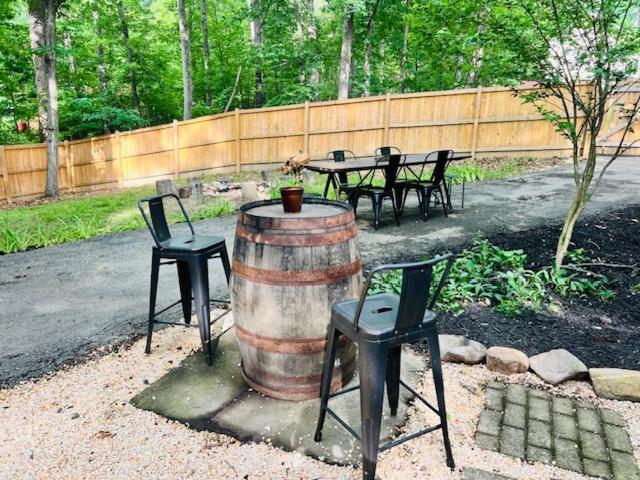 Mountain Lake Retreat - Hot Tub, Lake, Fire Pit, Wineries, Restaurant Harpers Ferry Luaran gambar